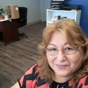 Meet your Posher, Consuelo